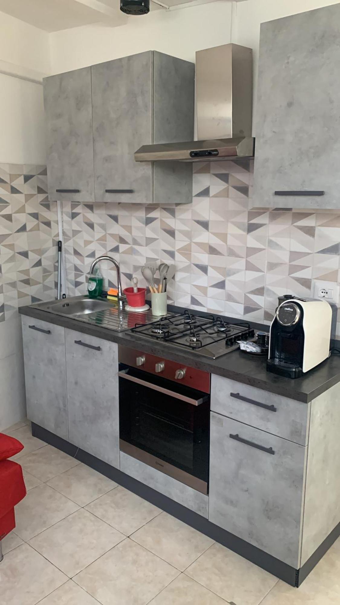 B&B Civitavecchia La Casetta Con Giardino Exteriör bild