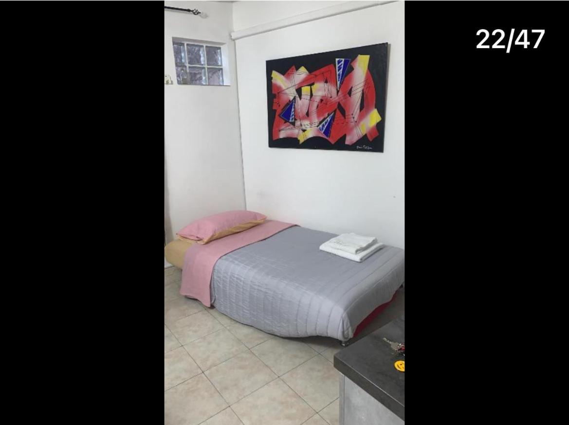 B&B Civitavecchia La Casetta Con Giardino Exteriör bild